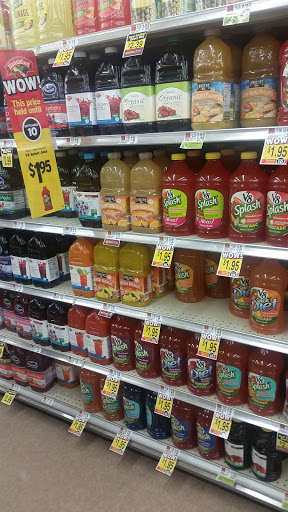 Grocery Store «Hannaford Supermarket», reviews and photos, 843 Central St, Millinocket, ME 04462, USA