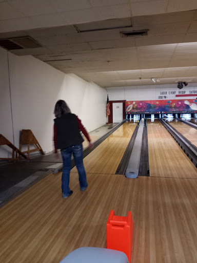 Bowling Alley «Nellie Fox Bowl & Sport Shop», reviews and photos, 3587 Molly Pitcher Hwy, Chambersburg, PA 17202, USA