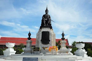 King Mongkut Monument image