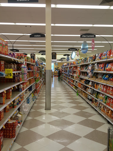 Grocery Store «Kroger», reviews and photos, 7000 Monroe Blvd, Taylor, MI 48180, USA