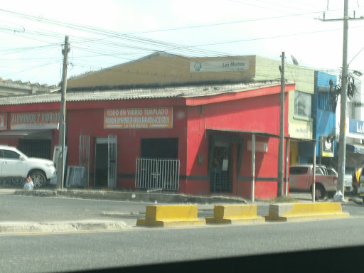 ALUMINIOS Y VIDRIOS