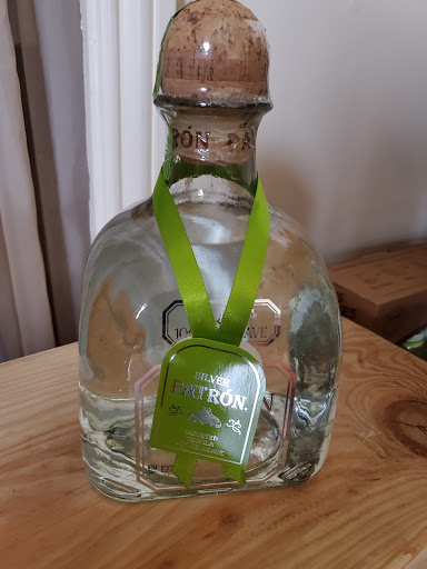 Liquor Store «Mission Liquor Store», reviews and photos, 1801 E Washington Blvd, Pasadena, CA 91104, USA