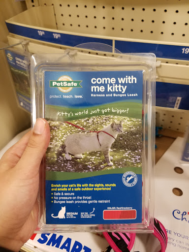 Pet Supply Store «PetSmart», reviews and photos, 8500 N Evanston Ave, Kansas City, MO 64157, USA