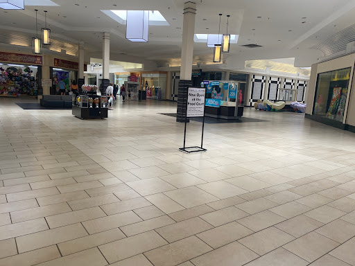 Shopping Mall «River Valley Mall», reviews and photos, 1635 River Valley Cir S, Lancaster, OH 43130, USA