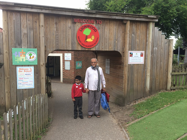 Reviews of Lionwood Infant and Nursery School in Norwich - Kindergarten