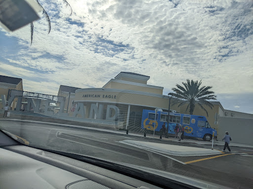 Clothing Store «AEO Factory Store», reviews and photos, 8200 Vineland Ave Suite 101, Orlando, FL 32821, USA