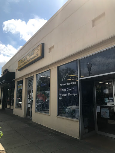 Health Food Store «Golden Temple Health Food Store», reviews and photos, 1901 11th Ave S, Birmingham, AL 35205, USA