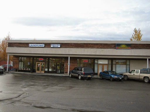 Cushman Plaza Laundry en Fairbanks