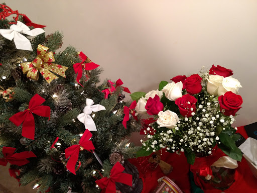 Florist «Viviano Flower Shop», reviews and photos, 49970 Gratiot Ave, New Baltimore, MI 48051, USA