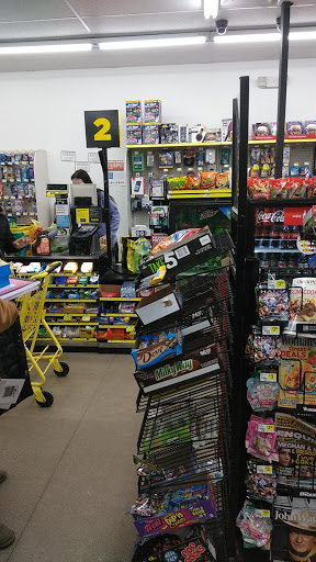 Discount Store «Dollar General», reviews and photos, 2160 Henry St, Muskegon, MI 49441, USA