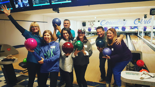 Bowling Alley «Country Club Lanes», reviews and photos, 5601 Manitou Rd, Excelsior, MN 55331, USA