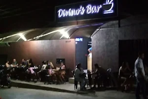 Divino's Bar image