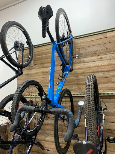 Bicycle Store «RTT Cycle Shop», reviews and photos, 5116 Main St B, Downers Grove, IL 60515, USA