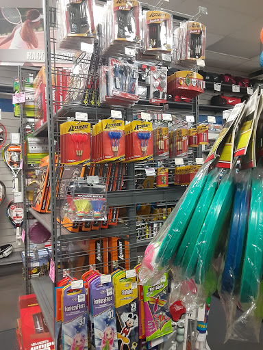 Sporting Goods Store «BIG 5 SPORTING GOODS», reviews and photos, 24329 Magic Mountain Pkwy, Valencia, CA 91355, USA