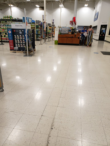 Pet Supply Store «PetSmart», reviews and photos, 73 RHL Blvd, South Charleston, WV 25309, USA