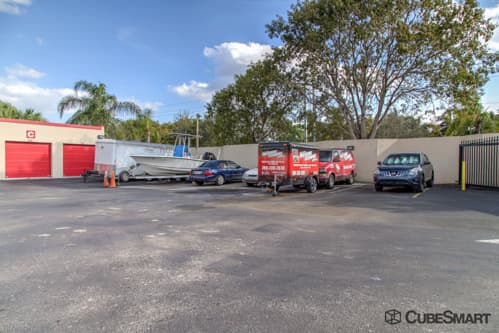 Self-Storage Facility «CubeSmart Self Storage», reviews and photos, 10755 Pembroke Rd, Pembroke Pines, FL 33025, USA