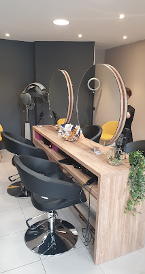 Le Studio Des Coiffeurs à Poligny