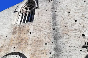 Església de Sant Vicenç de Besalú image
