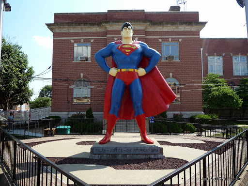 Grocery Store «Metropolis Big Johns Super Str», reviews and photos, 1200 E 5th St, Metropolis, IL 62960, USA