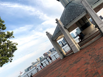 Piers Park Sailing Center