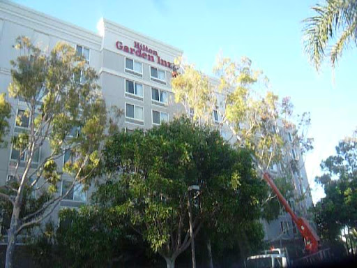 Rons Sign Repair image