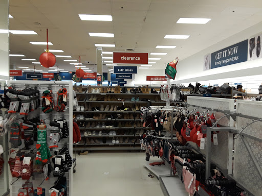 Department Store «Marshalls», reviews and photos, 8 Allstate Rd, Dorchester, MA 02125, USA