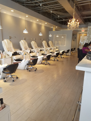 Day Spa «Bluegrass Nail Salon and Day Spa - Roswell», reviews and photos, 9420 Willeo Rd, Roswell, GA 30075, USA