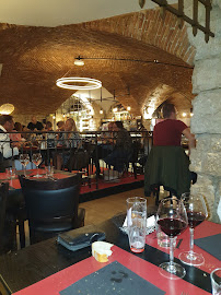 Atmosphère du Restaurant Les Voutes à Aix-les-Bains - n°16