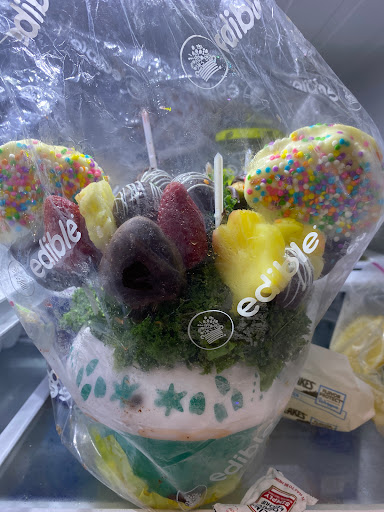 Gift Shop «Edible Arrangements», reviews and photos, 19079 Lyndon B Johnson Fwy #55c, Mesquite, TX 75150, USA