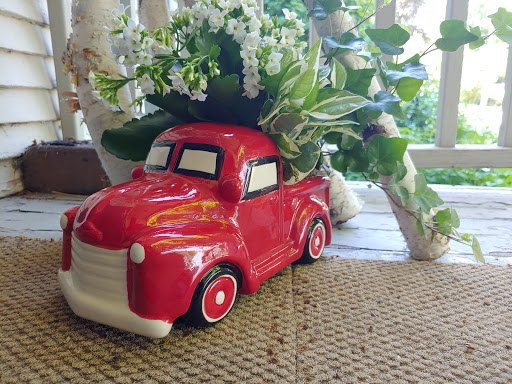 Florist «Paragon Flowers West», reviews and photos, 323 Walnut St, St Charles, IL 60174, USA