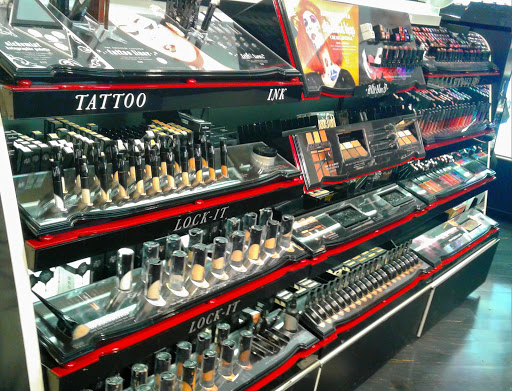 Cosmetics Store «SEPHORA», reviews and photos, 2077 Tyler St & Riverside Freeway, Riverside, CA 92503, USA