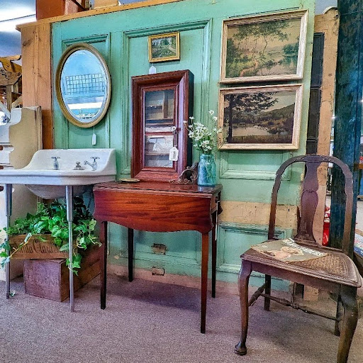 Building Materials Store «ReHouse Architectural Salvage», reviews and photos, 469 W Ridge Rd, Rochester, NY 14615, USA