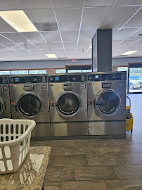 Spin City Laundry - Photo 2 - Car repair in Orange City, FL, Deltona