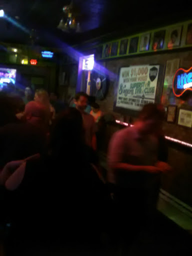 Karaoke Bar «Singers Karaoke Club», reviews and photos, 1345 Milton Ave, Syracuse, NY 13204, USA