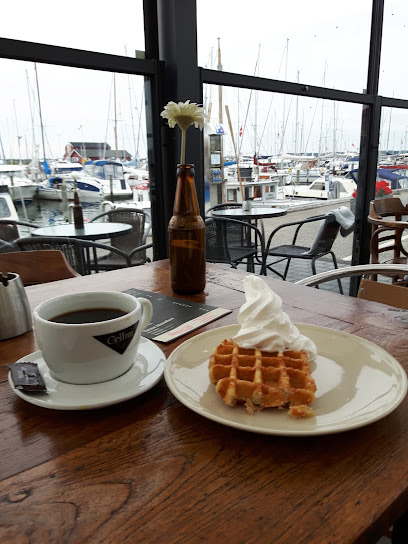 Havnen's Café & Isbar