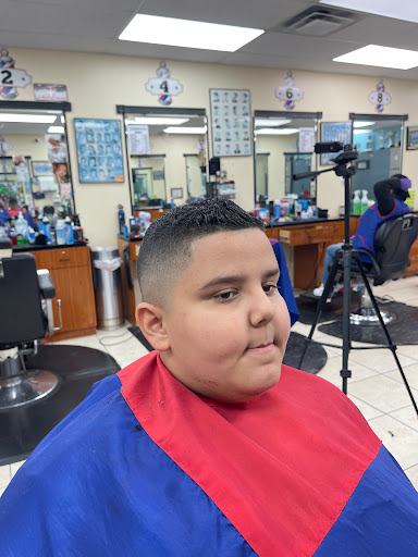 Barber Shop «CANEVARO BARBERSHOP», reviews and photos, 32 5th Ave, Bay Shore, NY 11706, USA