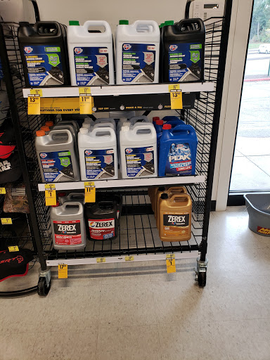 Auto Parts Store «Advance Auto Parts», reviews and photos, 380 Monroe Turnpike #1, Monroe, CT 06468, USA