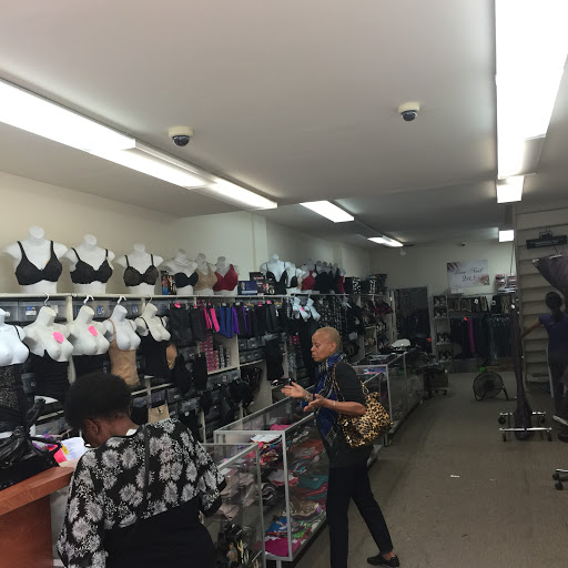 Lingerie Store «Diva Lingerie», reviews and photos, 937 Flatbush Ave, Brooklyn, NY 11226, USA