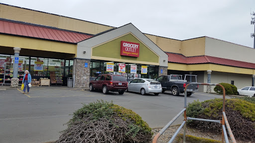 Grocery Outlet Bargain Market, 4157 NW U.S. 101 #101, Lincoln City, OR 97367, USA, 