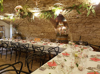 Atmosphère du Restaurant français Restaurant Au Caveau à Bruley - n°17