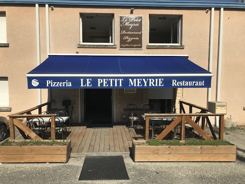 Le Petit Meyrié ( cafe Bottu ) à Meyrié