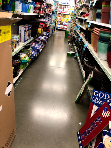 Discount Store «Dollar General», reviews and photos, 44 Davis St, Rio Dell, CA 95562, USA