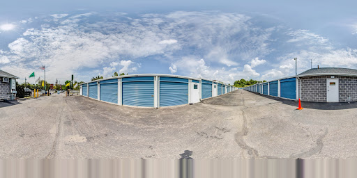 Self-Storage Facility «Metro Self Storage», reviews and photos, 3026 Veterans Rd W, Staten Island, NY 10309, USA