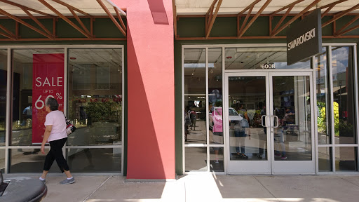 Shopping Mall «Rio Grande Valley Premium Outlets», reviews and photos, 5001 E Expy 83, Mercedes, TX 78570, USA