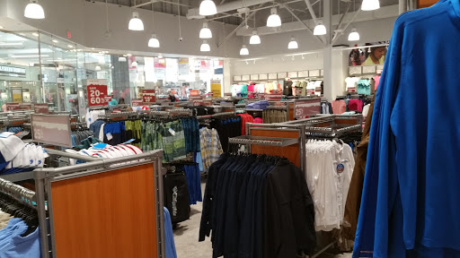 Sportswear Store «Columbia Sportswear Outlet Store», reviews and photos, 447 Great Mall Dr, Milpitas, CA 95035, USA