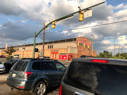 Movie Theater «Bow Tie Cinemas Movieland at Boulevard Square», reviews and photos, 1301 N Boulevard, Richmond, VA 23230, USA