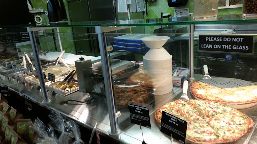 Grocery Store «Lakewinds Food Co-op», reviews and photos, 435 Pond Promenade, Chanhassen, MN 55317, USA