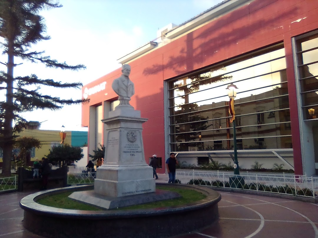 Busto de Francisco de Paula González Vigil