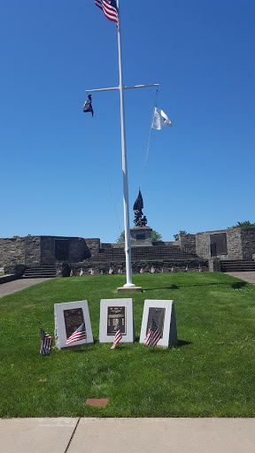 Park «Bell Rock Memorial Park», reviews and photos, Main St & Wigglesworth Street, Malden, MA 02148, USA