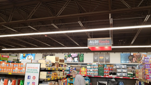 Supermarket «ALDI», reviews and photos, 238 Boston Post Rd, Milford, CT 06460, USA